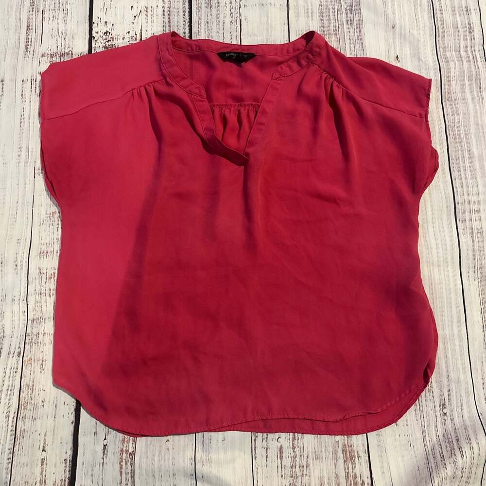 Y2K Pink Flowy Blouse – Lightweight Chic Top Small/Medium